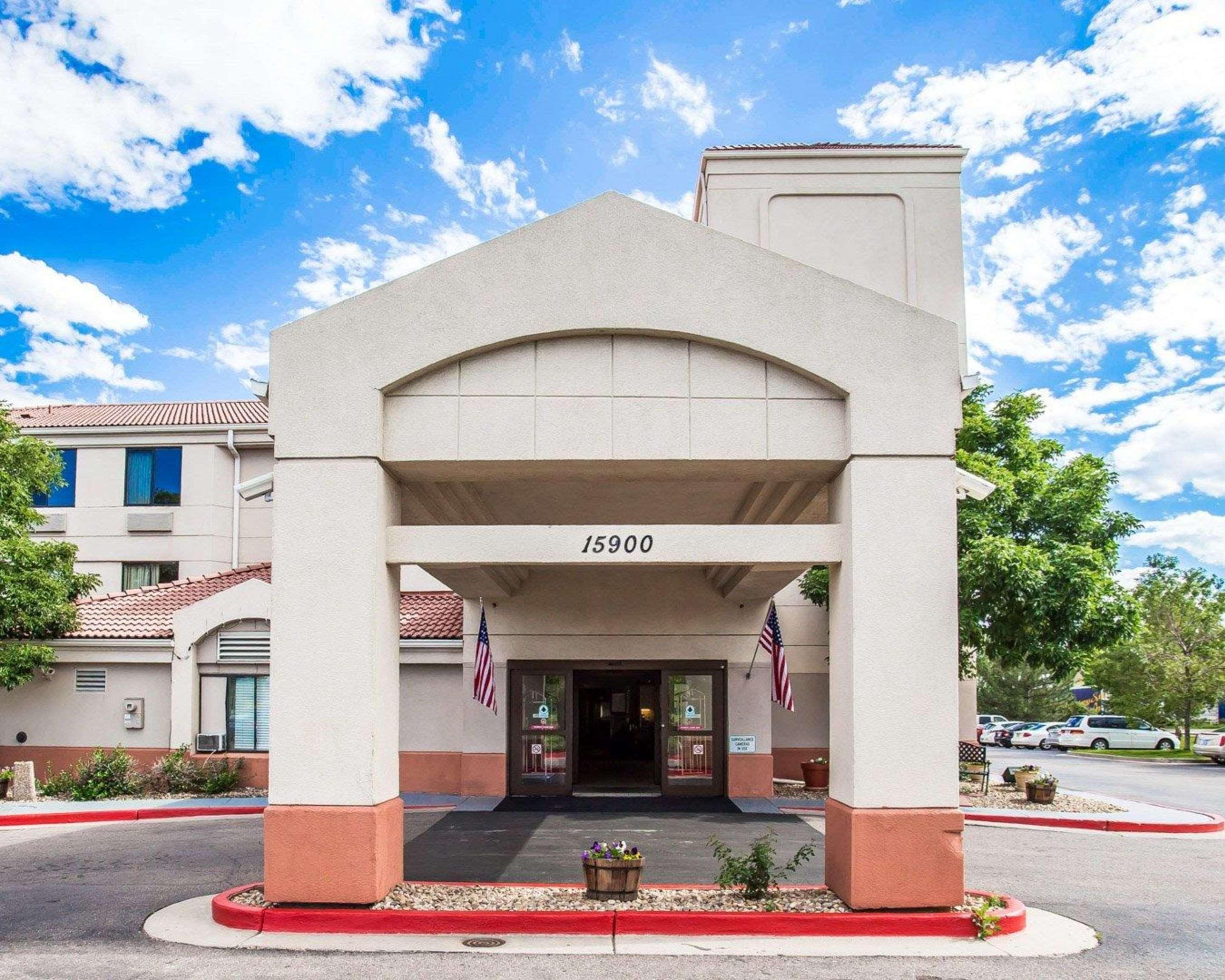 Econo Lodge Denver International Airport Aurora Exterior photo