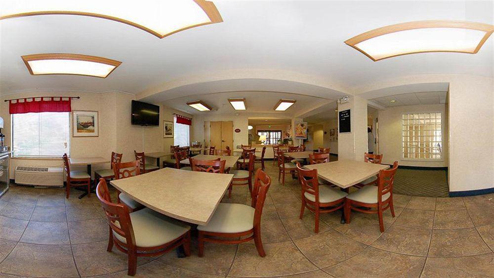 Econo Lodge Denver International Airport Aurora Exterior photo